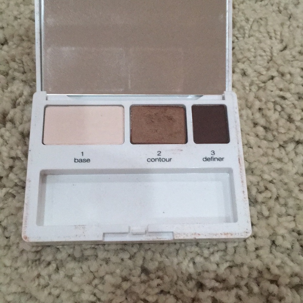 Clinique eye shadow pallet